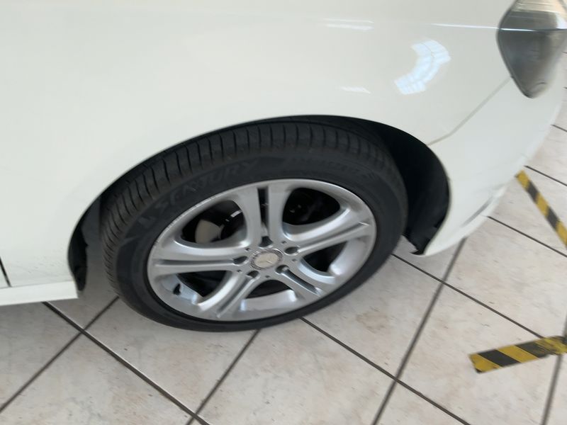 Mercedes-Benz A-Klasse A 180 CDI BlueEfficiency Urban 2013 – снимка 11