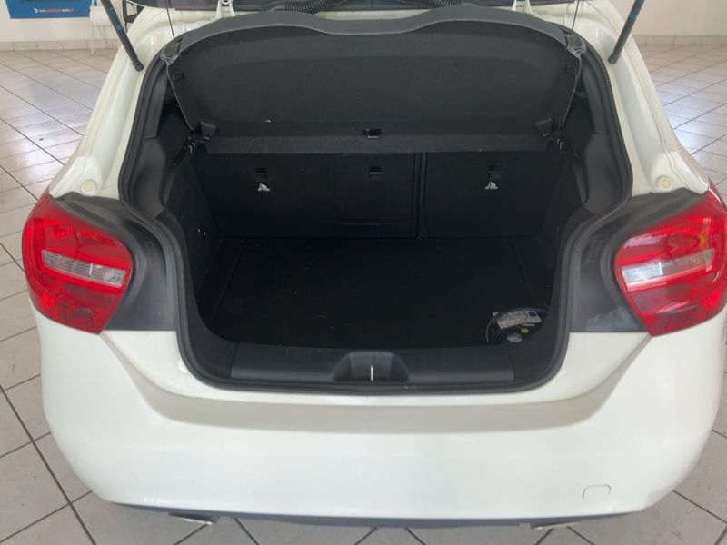 Mercedes-Benz A-Klasse A 180 CDI BlueEfficiency Urban 2013 – снимка 15