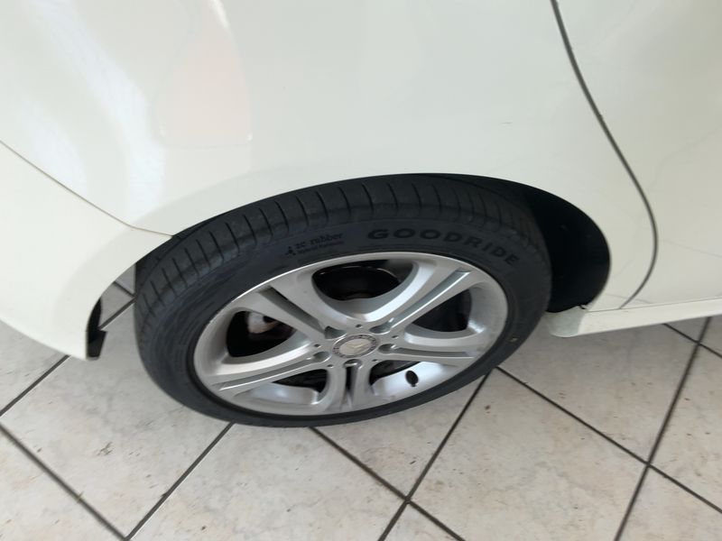 Mercedes-Benz A-Klasse A 180 CDI BlueEfficiency Urban 2013 – снимка 9