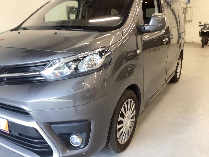 Toyota ProAce Verso 1.5 D-4D L1 Dynamic 2020 – снимка 2