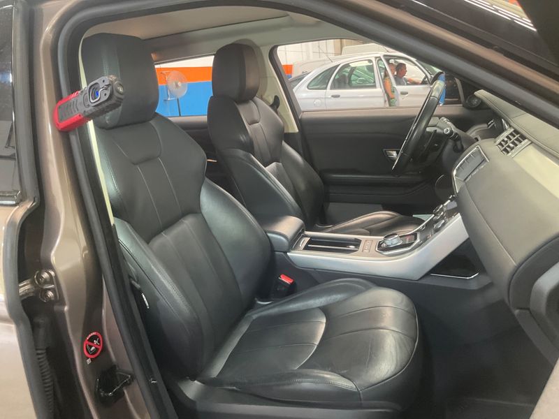 Land Rover Evoque 2.0 Td4 SE 2015 – снимка 16