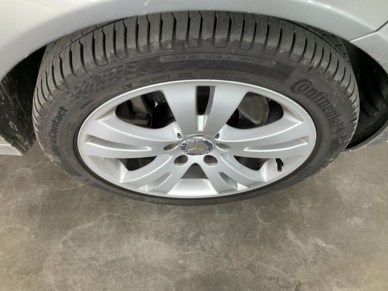 Mercedes-Benz C-Klasse C 350 CDI BlueEfficiency Avantgarde 2010 – снимка 11