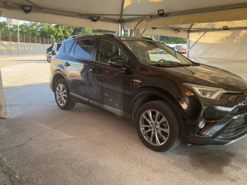 Toyota RAV 4 2.5 Hybrid Lounge 2017 – снимка 12