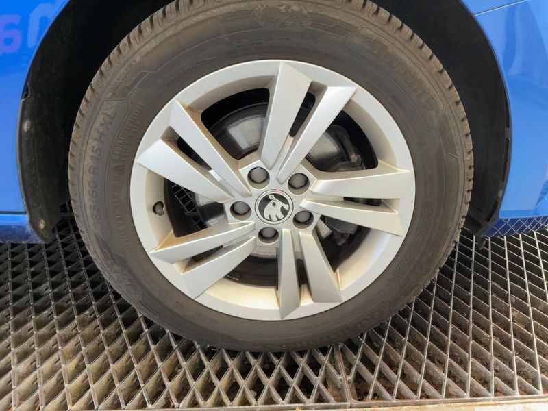 Skoda Fabia 1.0 MPI Ambition 2020 – снимка 11
