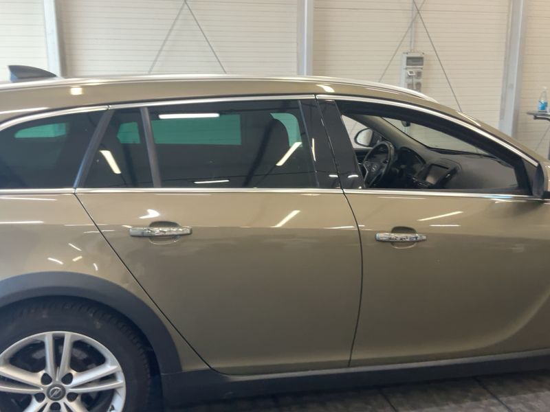 Opel Insignia Country Tourer 2.0 CDTI Basis ecoFlex 2016 – снимка 10