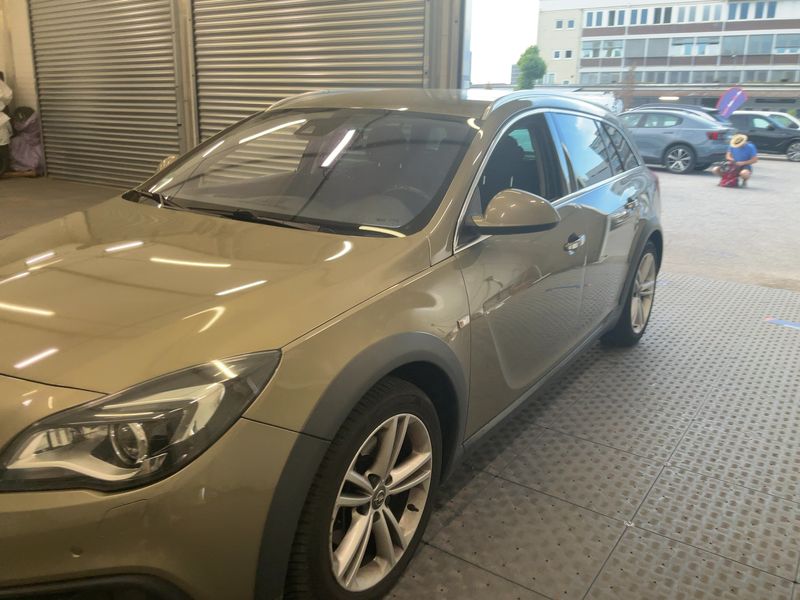 Opel Insignia Country Tourer 2.0 CDTI Basis ecoFlex 2016 – снимка 2