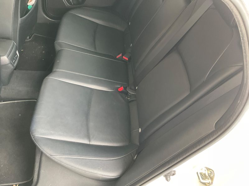 Honda Civic 1.0 VTEC Executive Premium 2018 – снимка 47