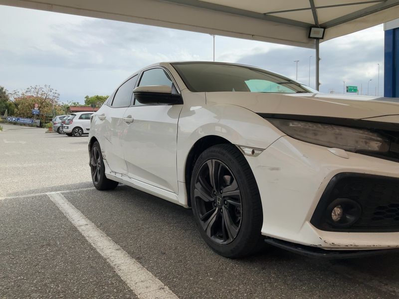 Honda Civic 1.0 VTEC Executive Premium 2018 – снимка 12