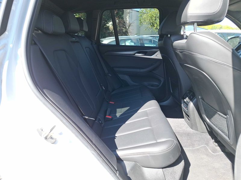 BMW X3 xDrive 20d Mild-Hybrid M Sport 2022 – снимка 14