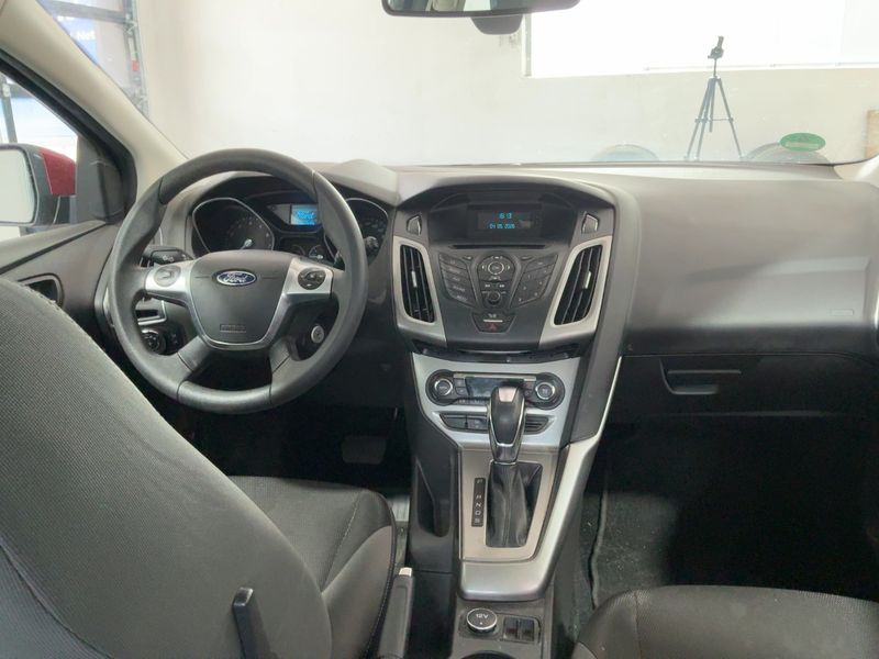 Ford Focus 1.6 Ti-VCT Trend 2014 – снимка 18