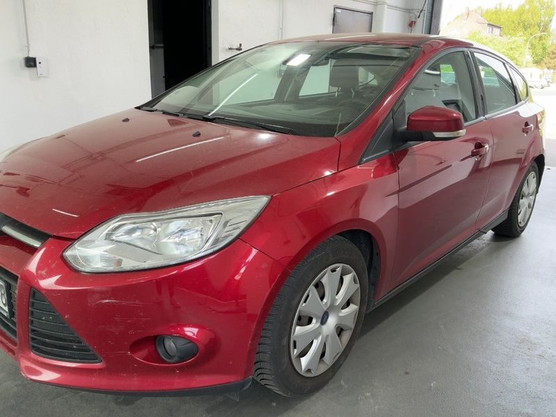 Ford Focus 1.6 Ti-VCT Trend 2014 – снимка 2