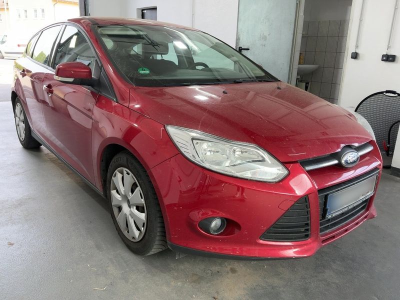 Ford Focus 1.6 Ti-VCT Trend 2014 – снимка 12