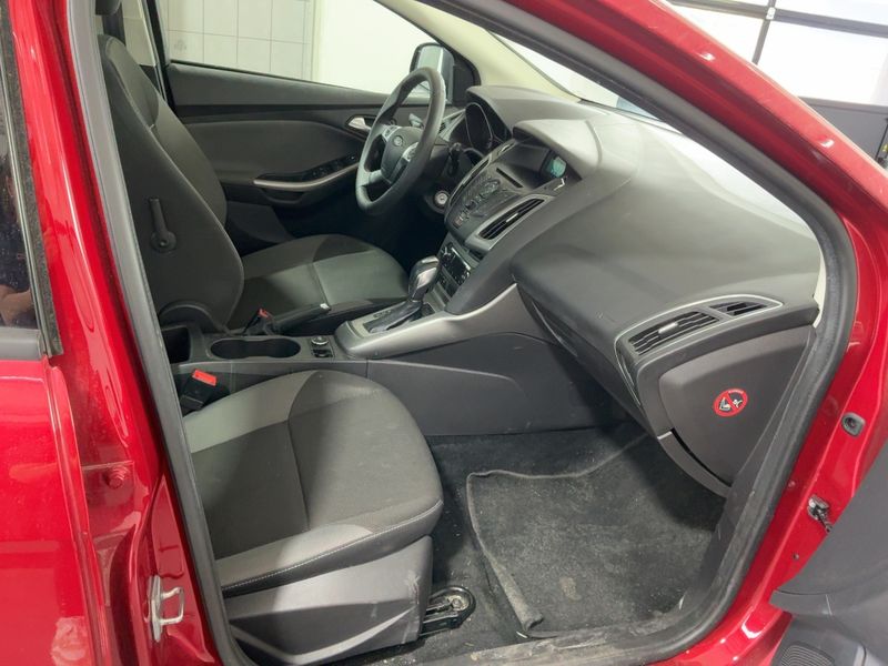 Ford Focus 1.6 Ti-VCT Trend 2014 – снимка 17