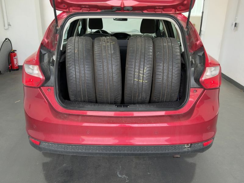 Ford Focus 1.6 Ti-VCT Trend 2014 – снимка 16