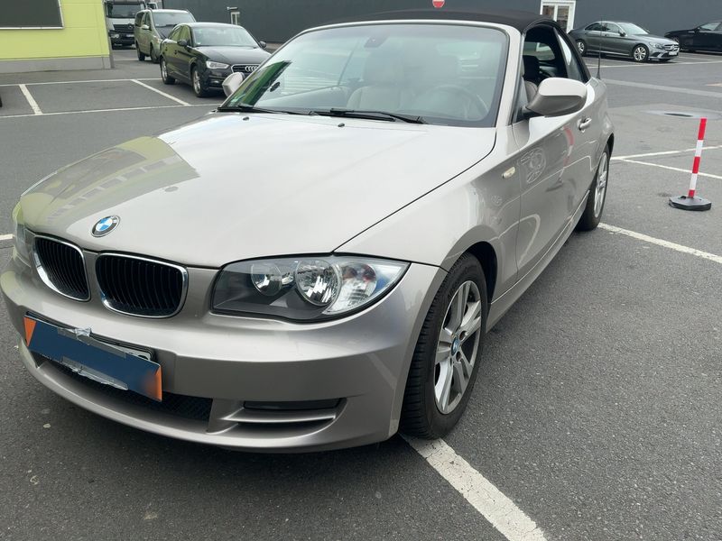 BMW 1er 118i 2010 – снимка 1