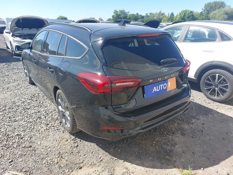 Ford Focus 1.0 EcoBoost Mild-Hybrid ST-Line X 2024 – снимка 3