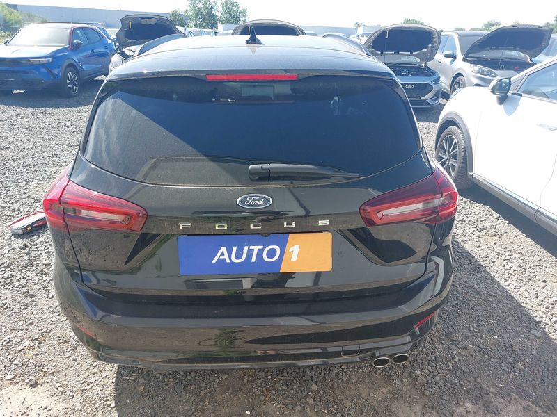 Ford Focus 1.0 EcoBoost Mild-Hybrid ST-Line X 2024 – снимка 4