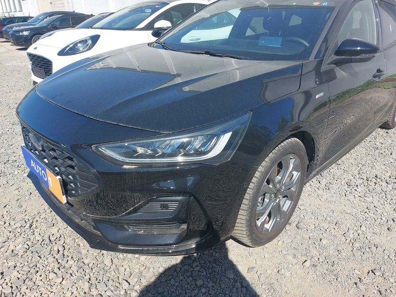 Ford Focus 1.0 EcoBoost Mild-Hybrid ST-Line X 2024 – снимка 2