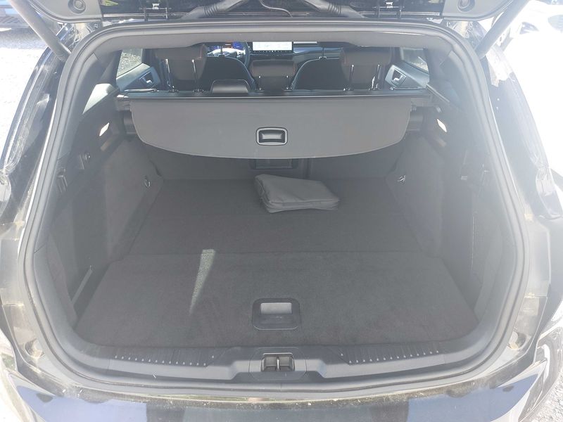 Ford Focus 1.0 EcoBoost Mild-Hybrid ST-Line X 2024 – снимка 9
