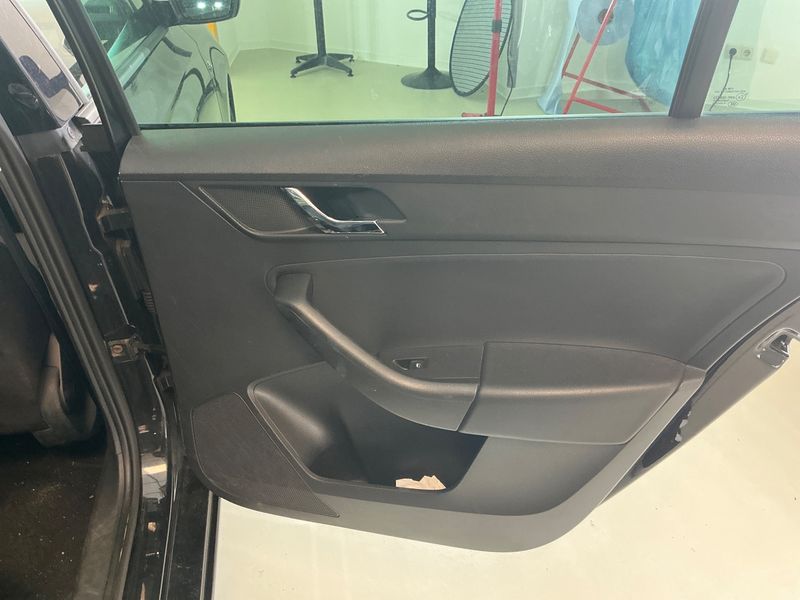 Skoda Rapid Spaceback 1.4 TSI Drive 2014 – снимка 34