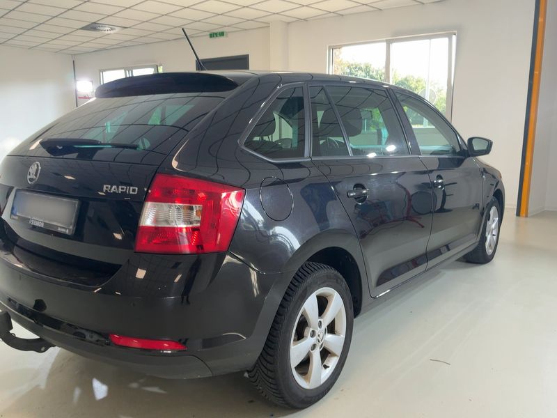 Skoda Rapid Spaceback 1.4 TSI Drive 2014 – снимка 8