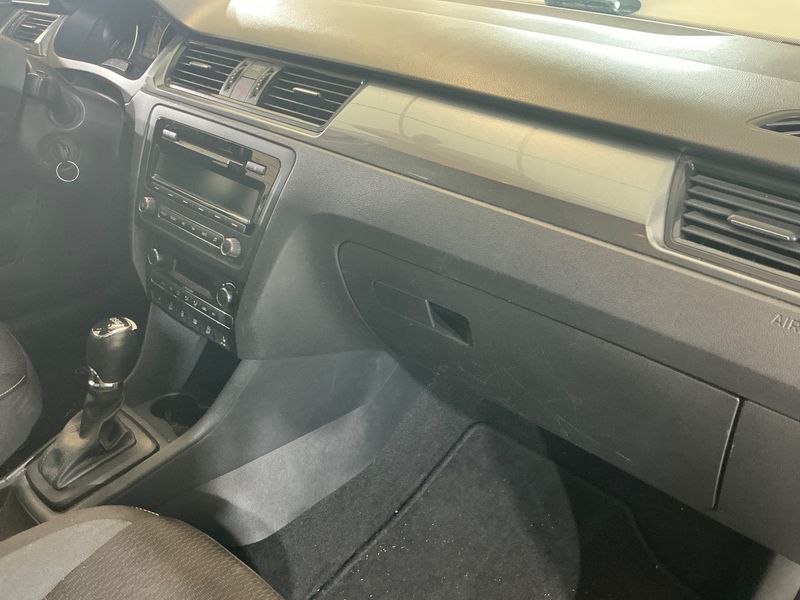 Skoda Rapid Spaceback 1.4 TSI Drive 2014 – снимка 30