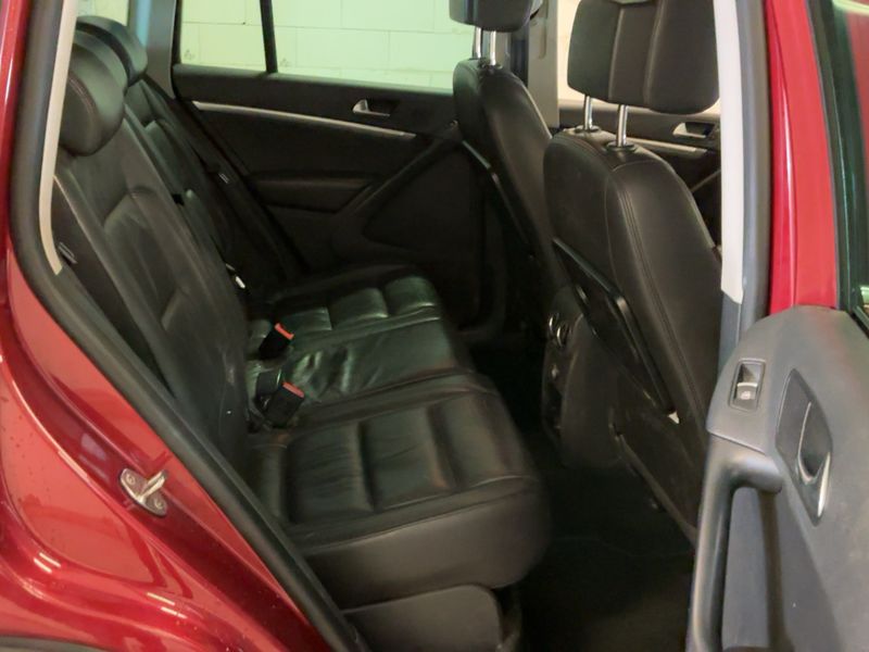 Volkswagen Tiguan 2.0 TSI Sport & Style 4Motion 2013 – снимка 19