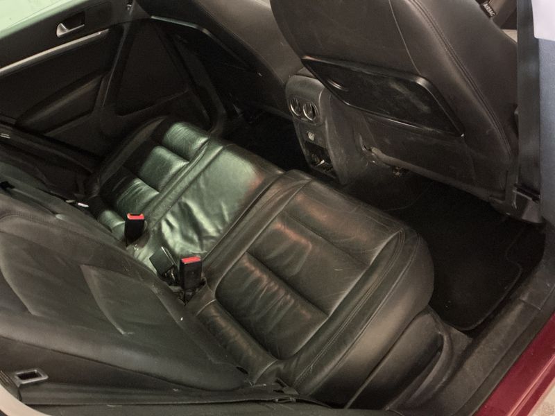 Volkswagen Tiguan 2.0 TSI Sport & Style 4Motion 2013 – снимка 36