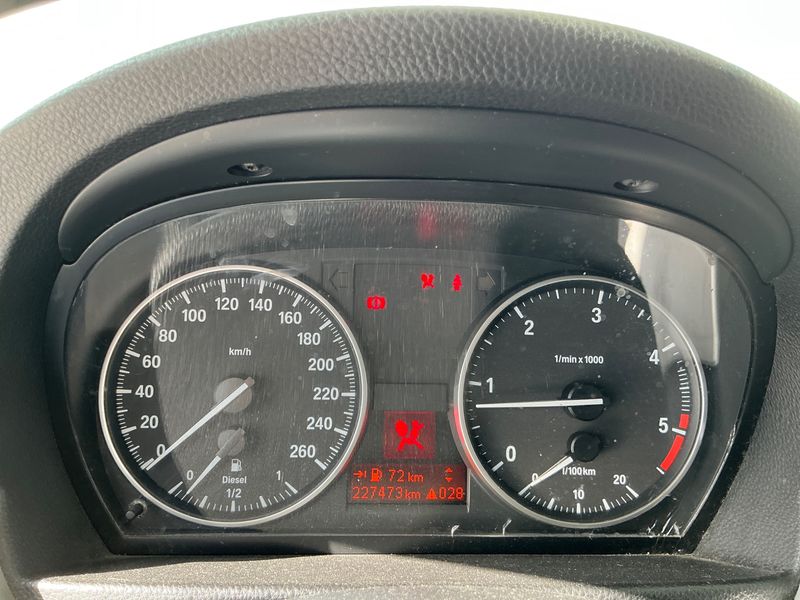 BMW 3er 318d 2008 – снимка 24