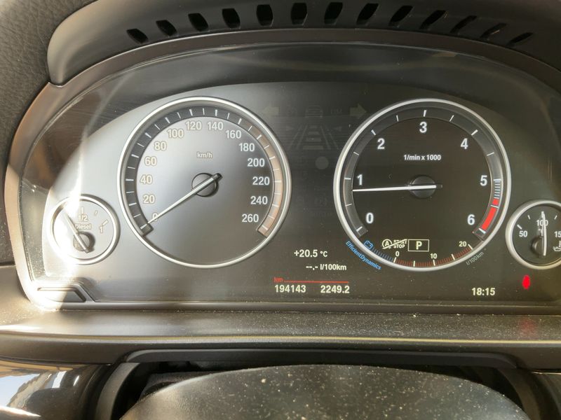 BMW 5er 520d 2014 – снимка 13