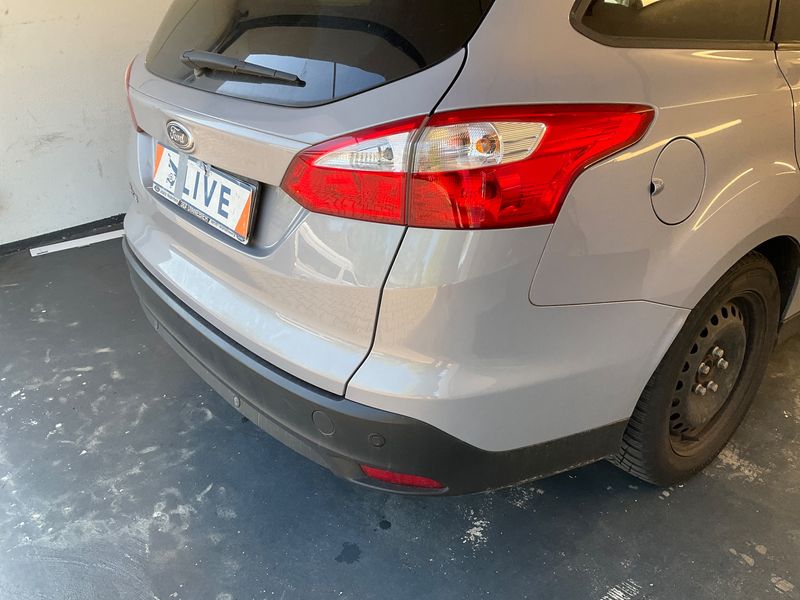 Ford Focus 1.6 Ti-VCT SYNC Edition 2014 – снимка 48