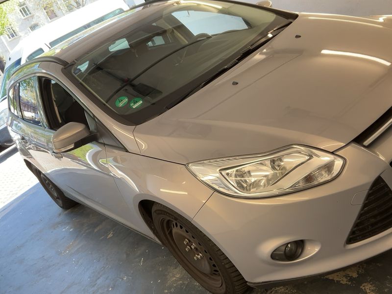 Ford Focus 1.6 Ti-VCT SYNC Edition 2014 – снимка 12