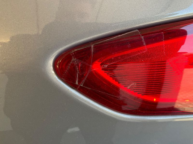 Ford Focus 1.6 Ti-VCT SYNC Edition 2014 – снимка 50