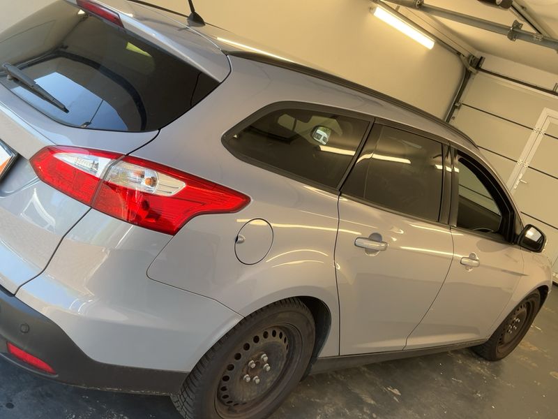 Ford Focus 1.6 Ti-VCT SYNC Edition 2014 – снимка 8