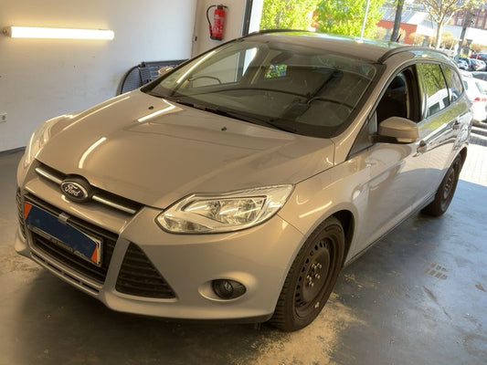 Ford Focus 1.6 Ti-VCT SYNC Edition 2014 – снимка 1