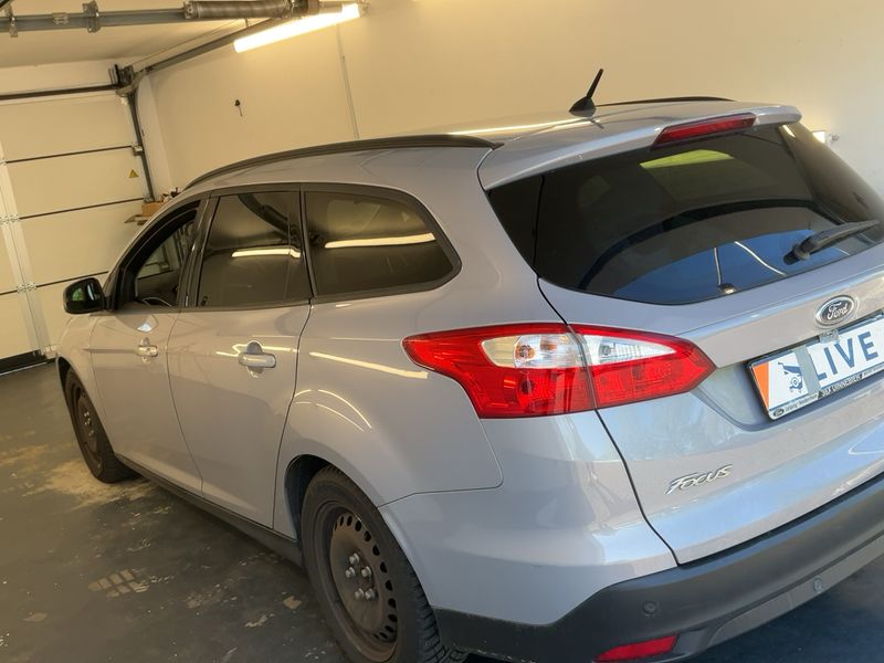 Ford Focus 1.6 Ti-VCT SYNC Edition 2014 – снимка 6