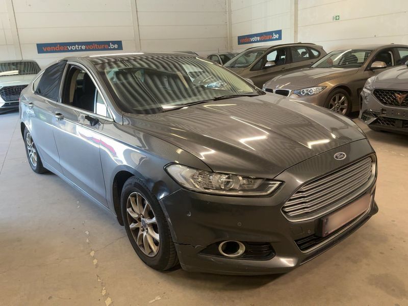 Ford Mondeo 1.6 TDCi Titanium 2015 – снимка на щета