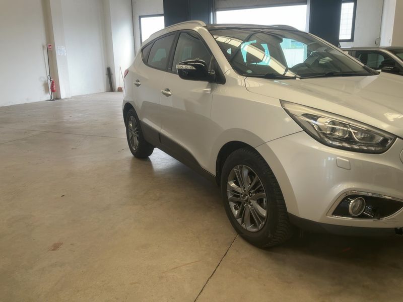 Hyundai ix35 1.7 CRDi XPossible 2WD 2015 – снимка 12