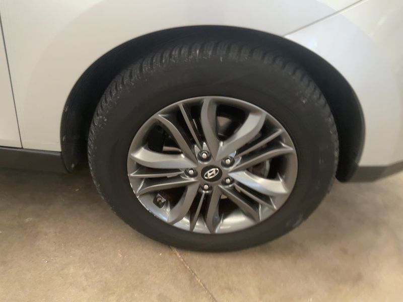Hyundai ix35 1.7 CRDi XPossible 2WD 2015 – снимка 11