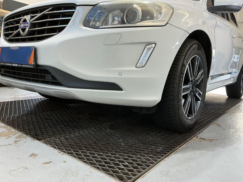 Volvo XC60 2.0 D3 Summum 2WD 2017 – снимка 60