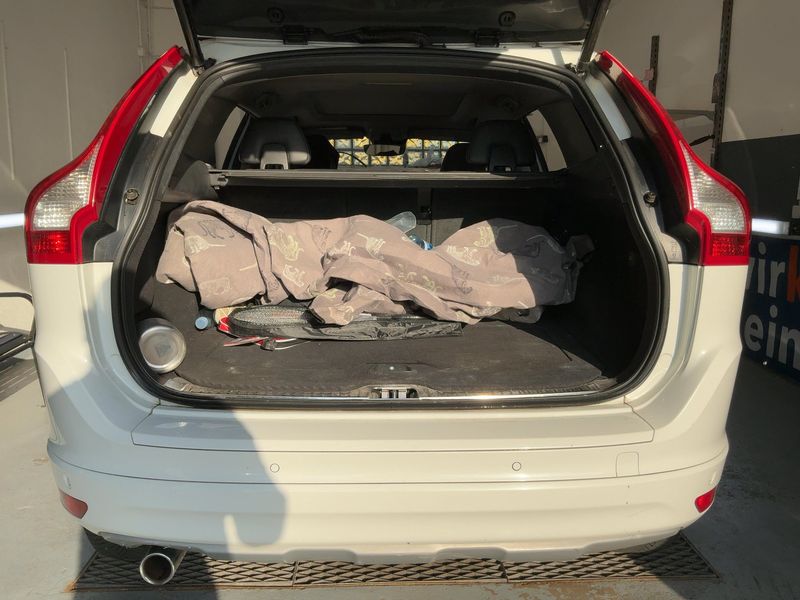 Volvo XC60 2.0 D3 Summum 2WD 2017 – снимка 15