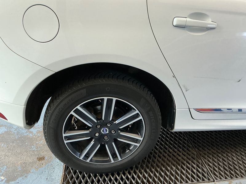 Volvo XC60 2.0 D3 Summum 2WD 2017 – снимка 23