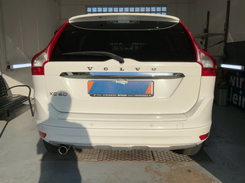 Volvo XC60 2.0 D3 Summum 2WD 2017 – снимка 7