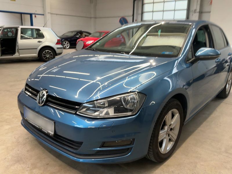 Volkswagen Golf VII 1.2 TSI Comfortline BlueMotion Tech 2014 – снимка 2