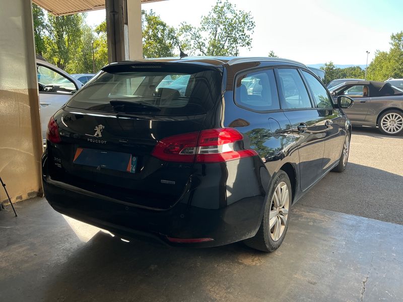 Peugeot 308 1.6 Blue-HDi Business Pack 2016 – снимка 2