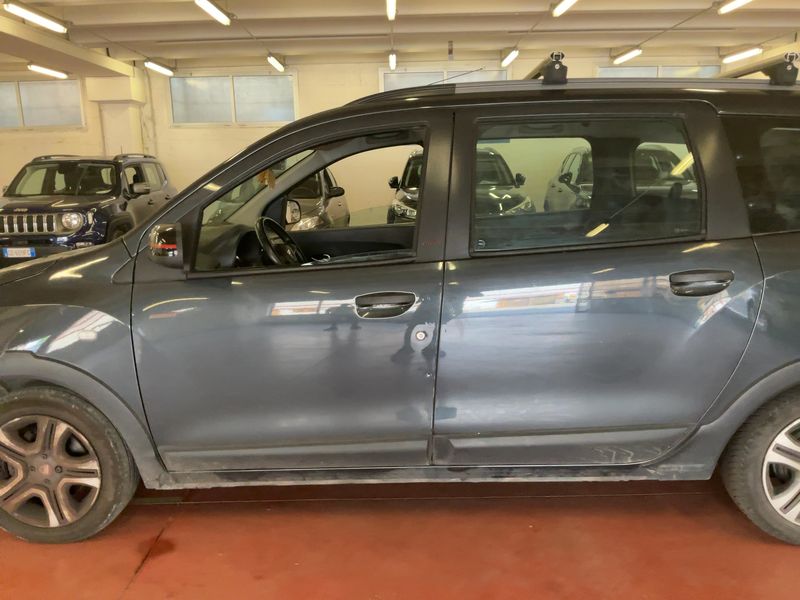 Dacia Lodgy 1.5 Blue dCi SL Xplore 2019 – снимка на щета