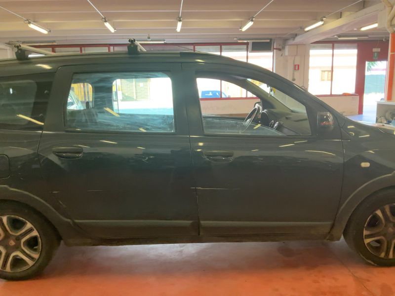 Dacia Lodgy 1.5 Blue dCi SL Xplore 2019 – снимка на щета