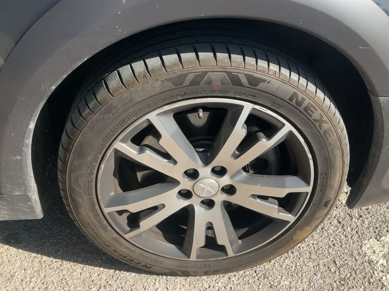 Peugeot 508 2.0 HDi Hybrid4 RXH 2014 – снимка 11
