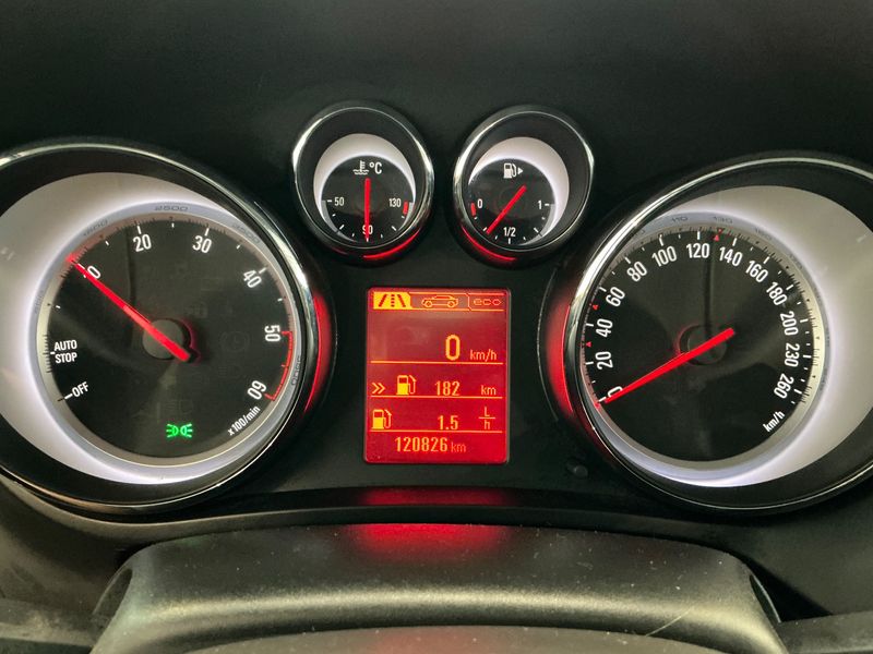 Opel Zafira Tourer 2.0 CDTI Innovation 2016 – снимка 18