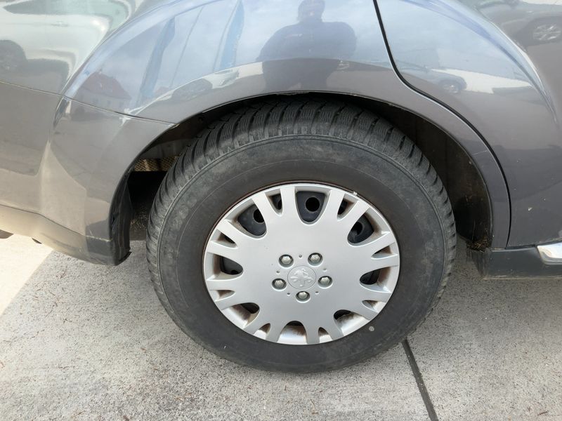 Citroen C-Crosser 2.2 HDi Exclusive 2009 – снимка 9